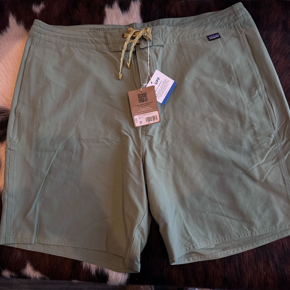 Patagonia Mens Shorts Athletic Wavefarer Walking Shorts size 38